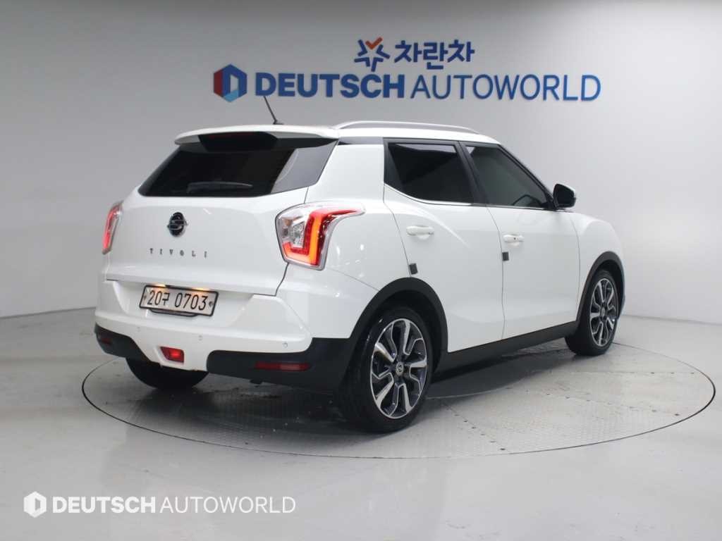 KG모빌리티(쌍용) 티볼리 가솔린 2WD 1.6 LX 이미지 2