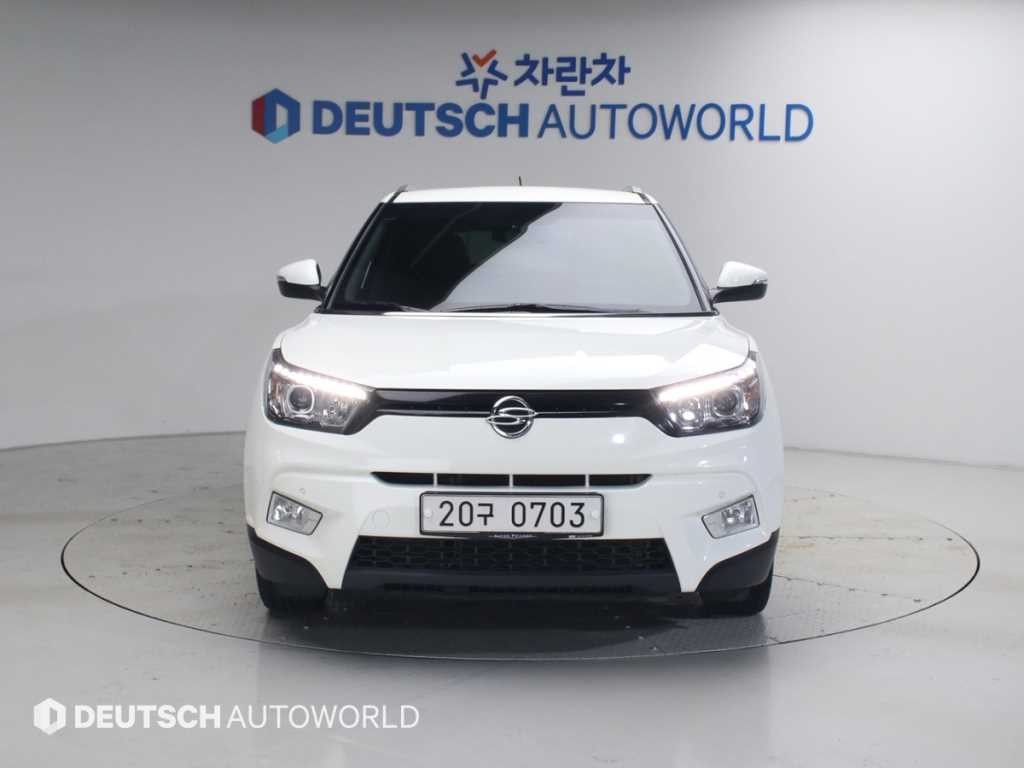 KG모빌리티(쌍용) 티볼리 가솔린 2WD 1.6 LX 이미지 3