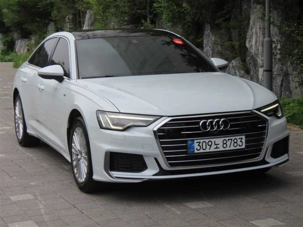 아우디 A6 A6 (C8) 45 TFSI 프리미엄 이미지 2