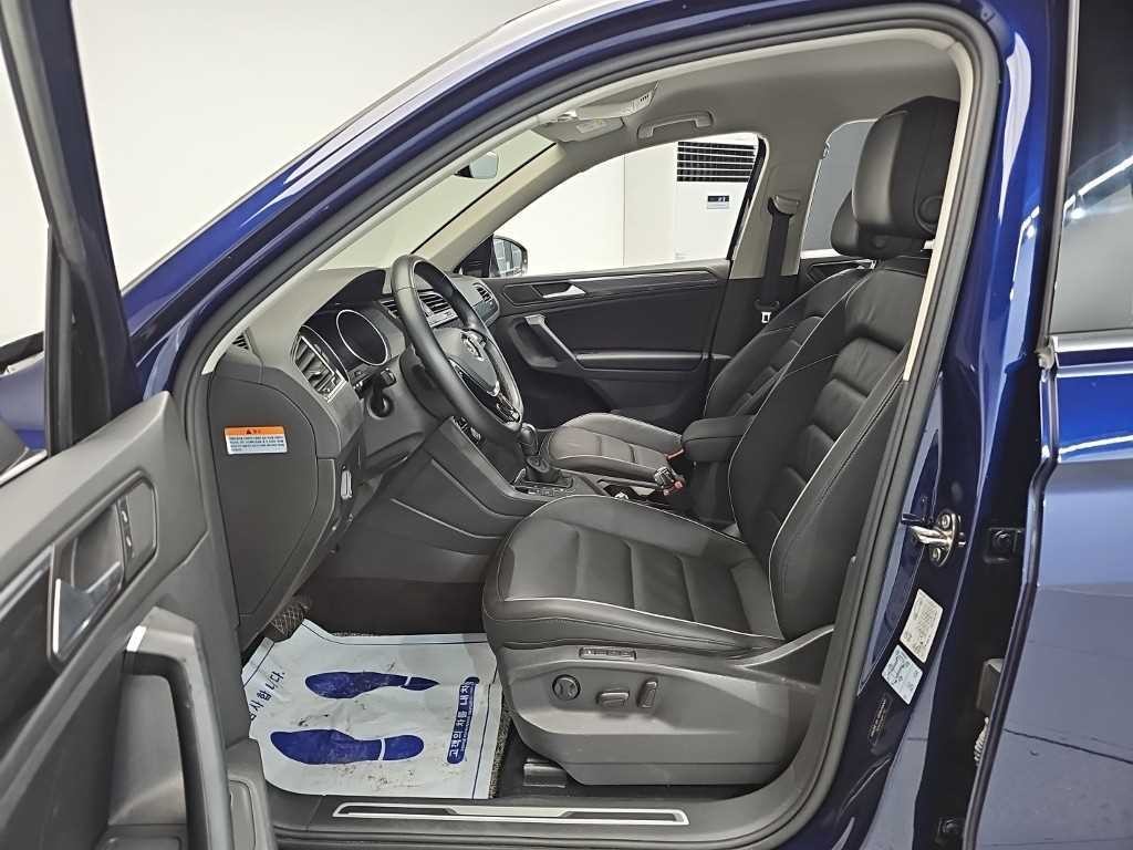 폭스바겐 티구안 티구안(2세대) 2.0 TDI 이미지 11