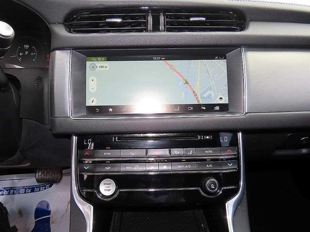 재규어 XF XF(X260) 2.0D 프레스티지 이미지 14