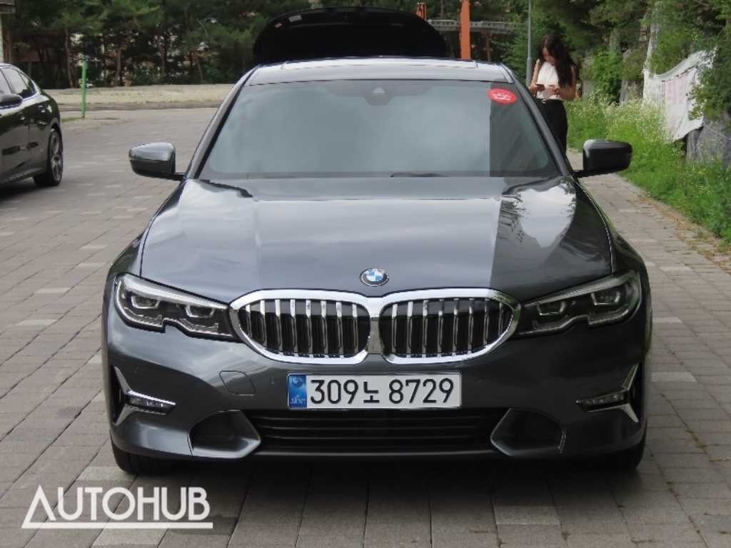 BMW 3시리즈 3시리즈 (G20) 320i M 스포츠 이미지 1