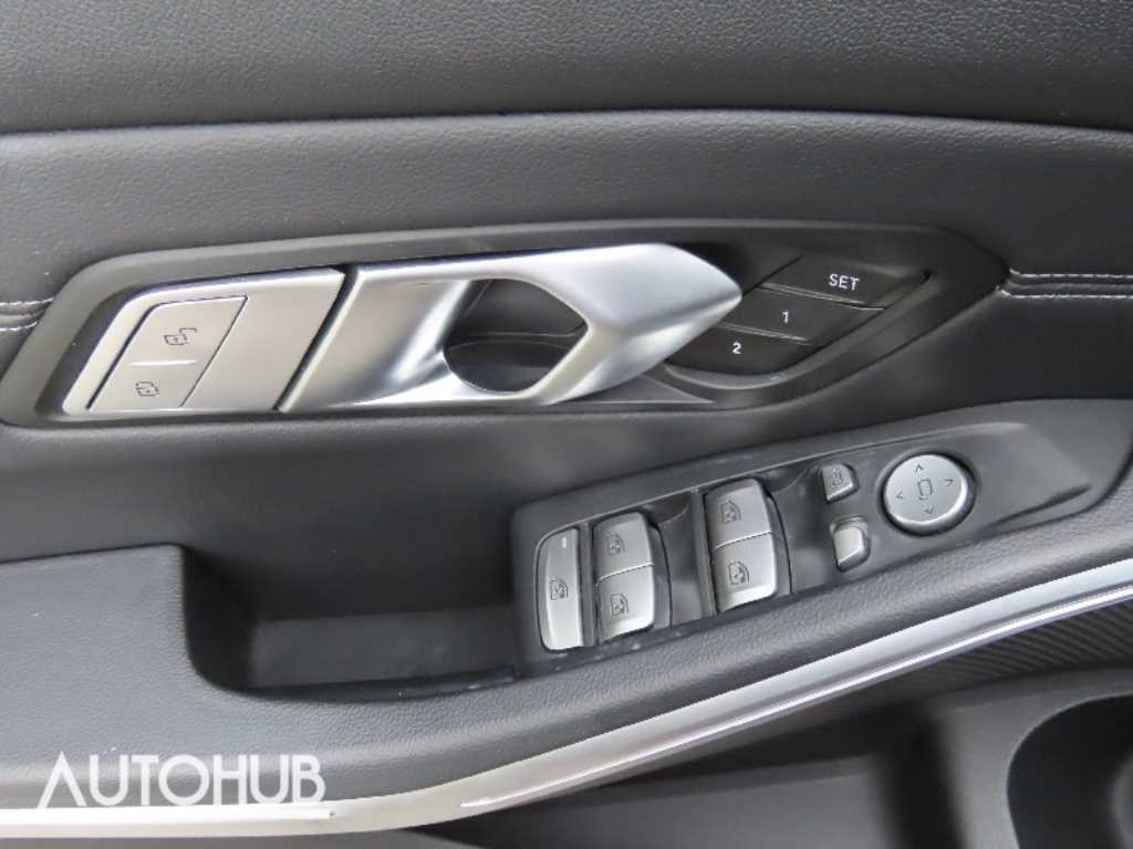 BMW 3시리즈 3시리즈 (G20) 320i M 스포츠 이미지 13
