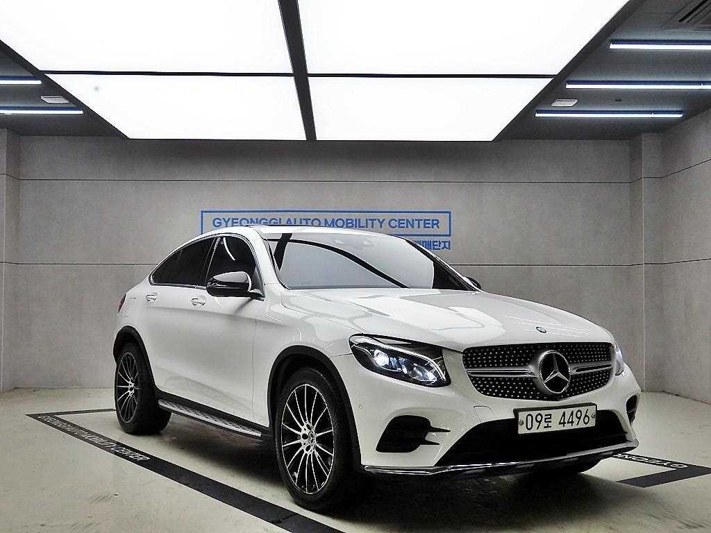 벤츠 GLC 클래스 GLC클래스 X253 GLC 220 d 4MATIC 프리미엄 쿠페 이미지 1