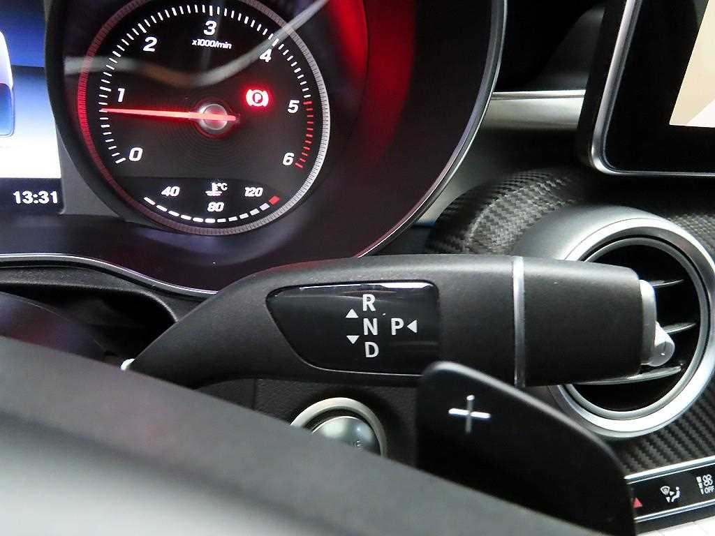 벤츠 GLC 클래스 GLC클래스 X253 GLC 220 d 4MATIC 프리미엄 쿠페 이미지 10