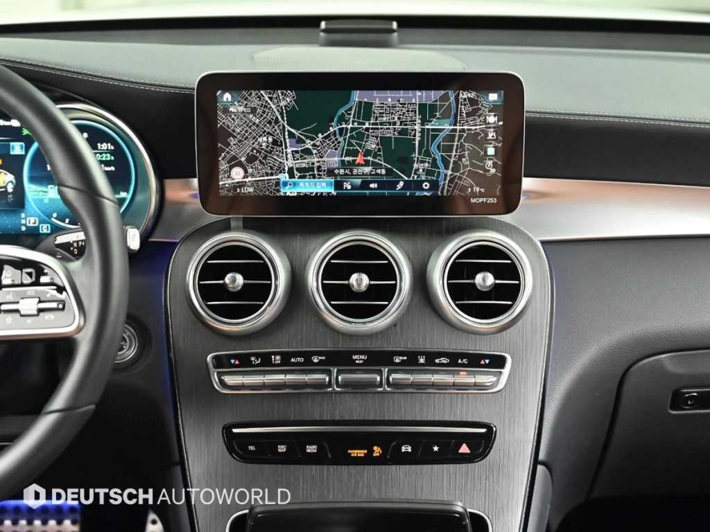 벤츠 GLC 클래스 GLC클래스 X253 GLC 300 e 4MATIC 쿠페 이미지 14