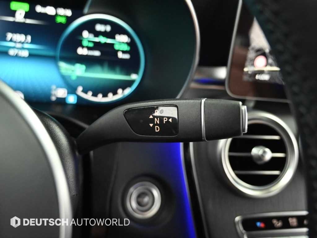 벤츠 GLC 클래스 GLC클래스 X253 GLC 300 e 4MATIC 쿠페 이미지 9