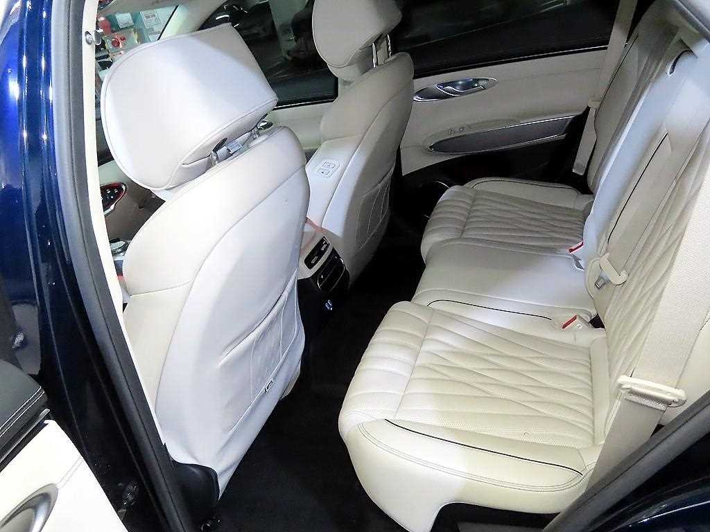 제네시스 GV70 2.5T 가솔린 AWD 이미지 7