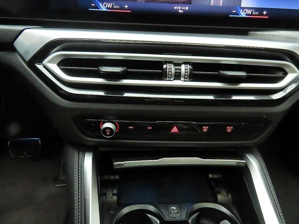BMW i4 eDrive 40 M 스포츠 프로 이미지 15