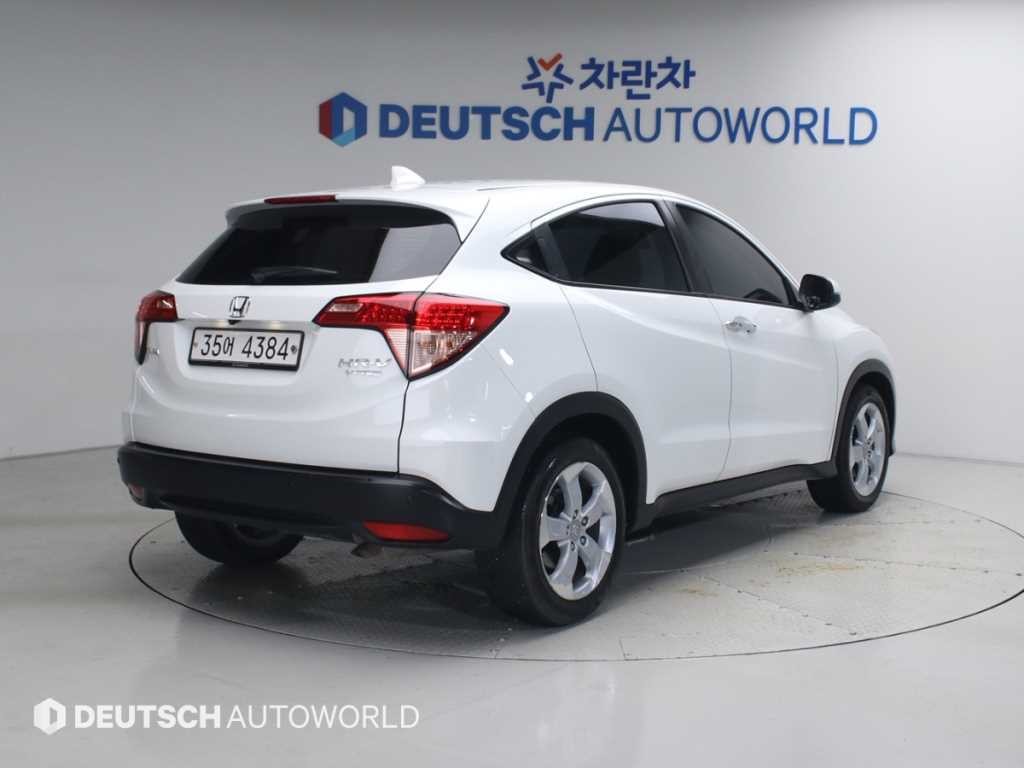 혼다 HR-V 1.8 이미지 2