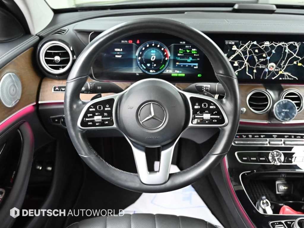 벤츠 E 클래스 E-클래스 W213 E300e 익스클루시브 이미지 13