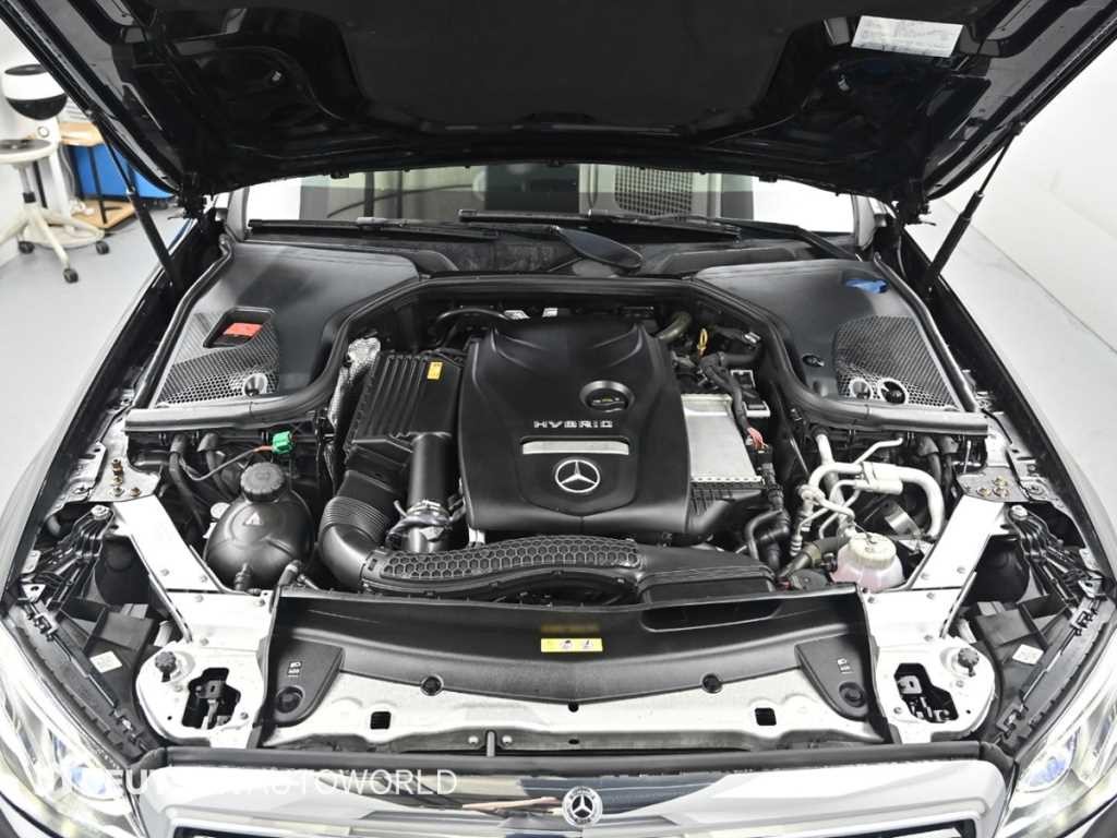 벤츠 E 클래스 E-클래스 W213 E300e 익스클루시브 이미지 6