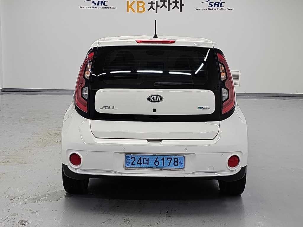 기아 쏘울 쏘울 EV EV 이미지 3