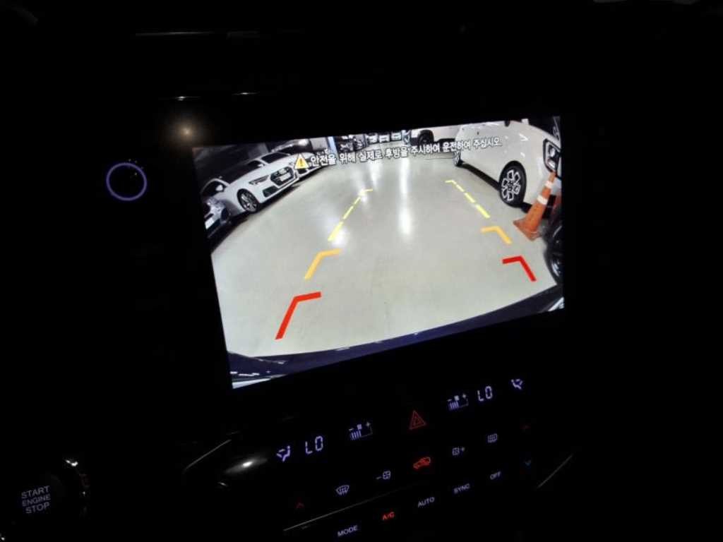 KG모빌리티(쌍용) 티볼리 더 뉴 티볼리 2WD 가솔린 1.5 V7 이미지 10