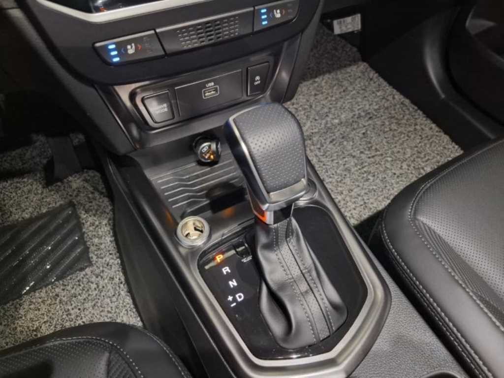 KG모빌리티(쌍용) 티볼리 더 뉴 티볼리 2WD 가솔린 1.5 V7 이미지 15