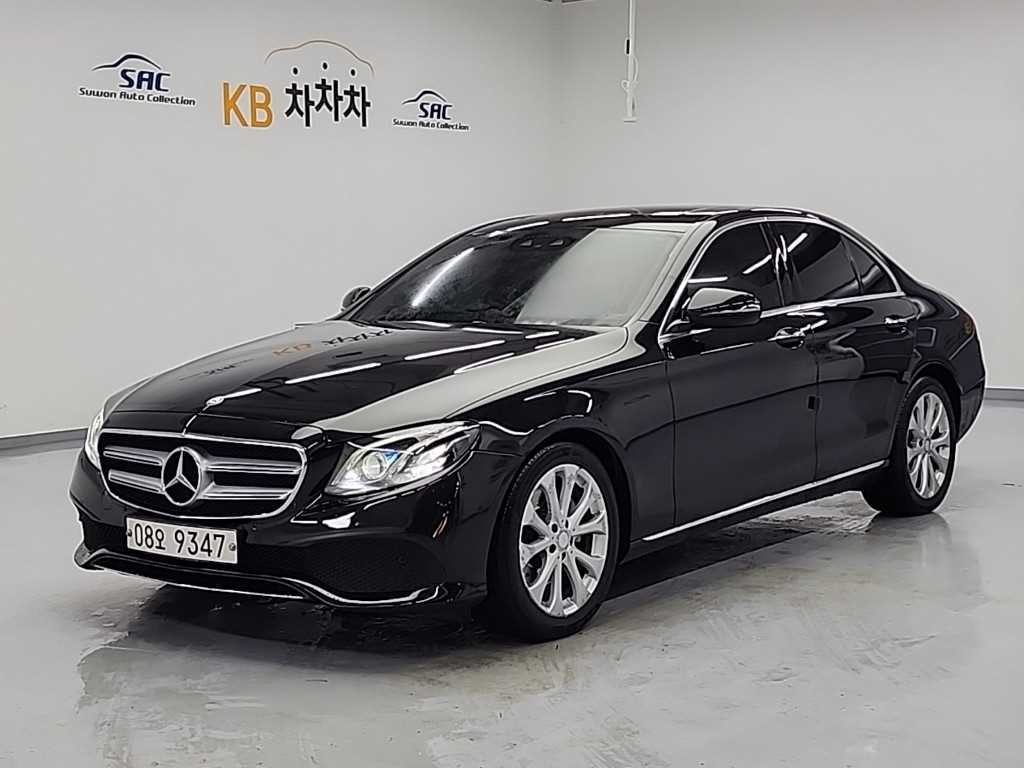 벤츠 E 클래스 E-클래스 W213 E220d 익스클루시브 이미지 1