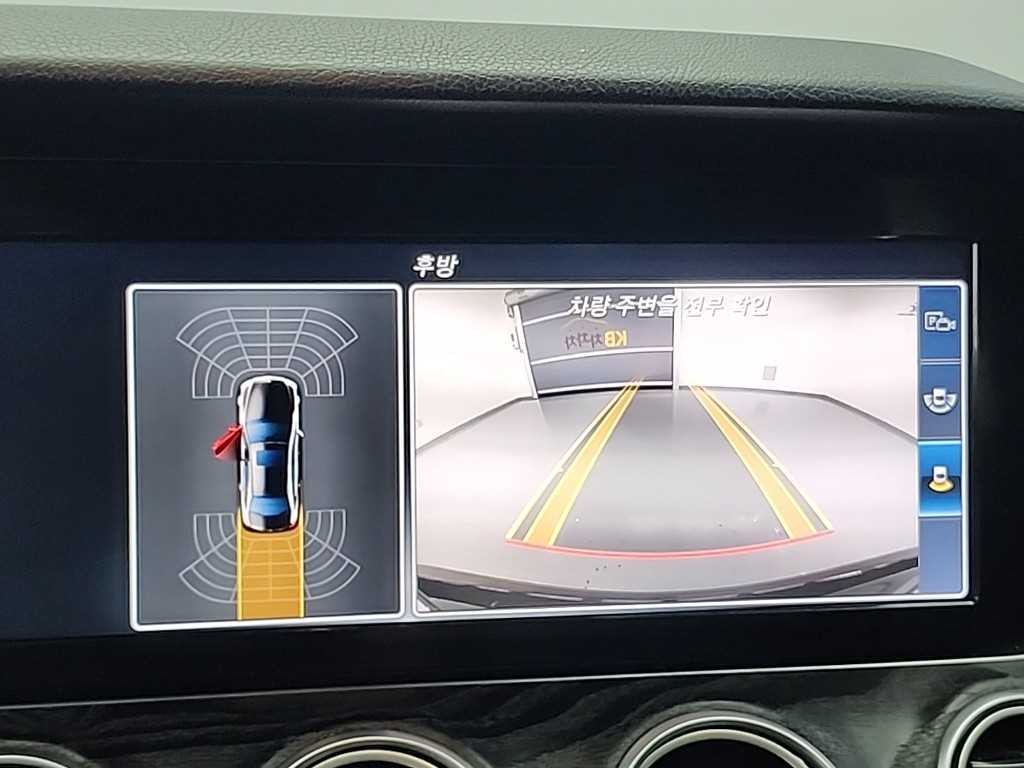 벤츠 E 클래스 E-클래스 W213 E220d 익스클루시브 이미지 17