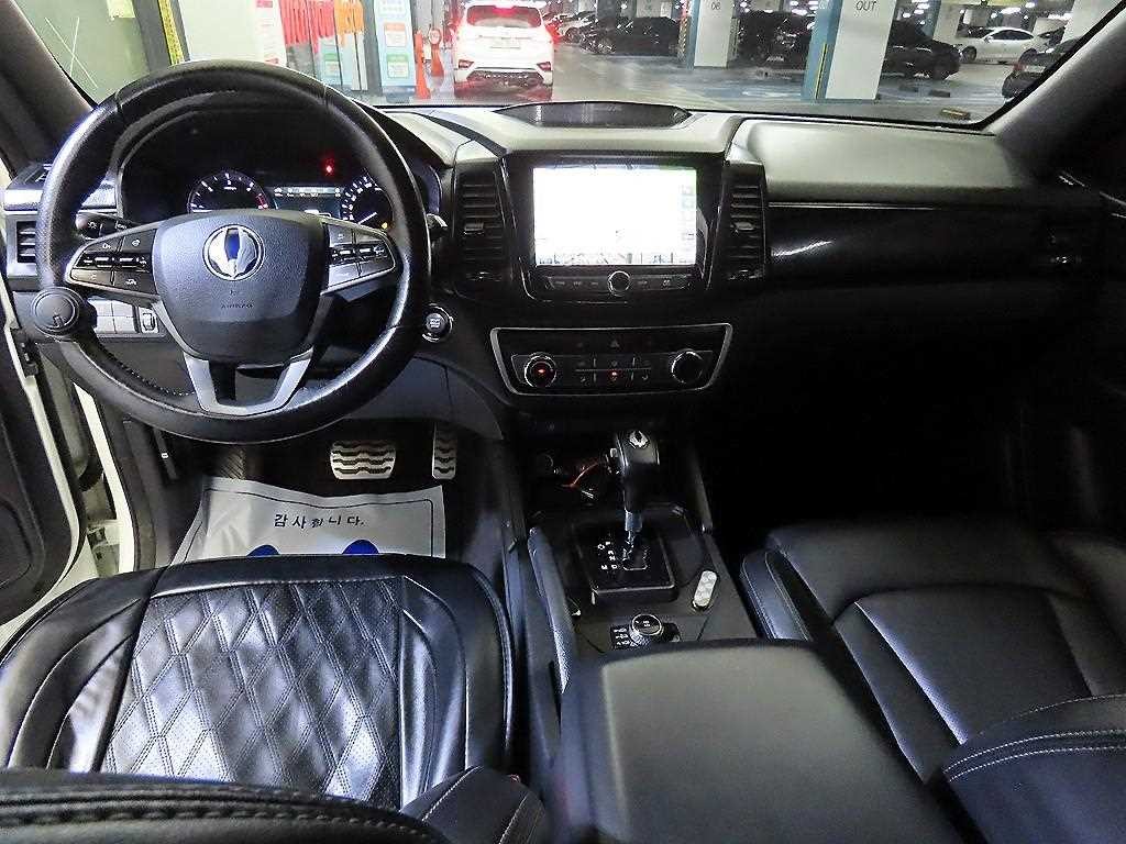 KG모빌리티(쌍용) 렉스턴 렉스턴 스포츠 칸 디젤 2.2 4WD 5링크 다이나믹 에디션 이미지 10