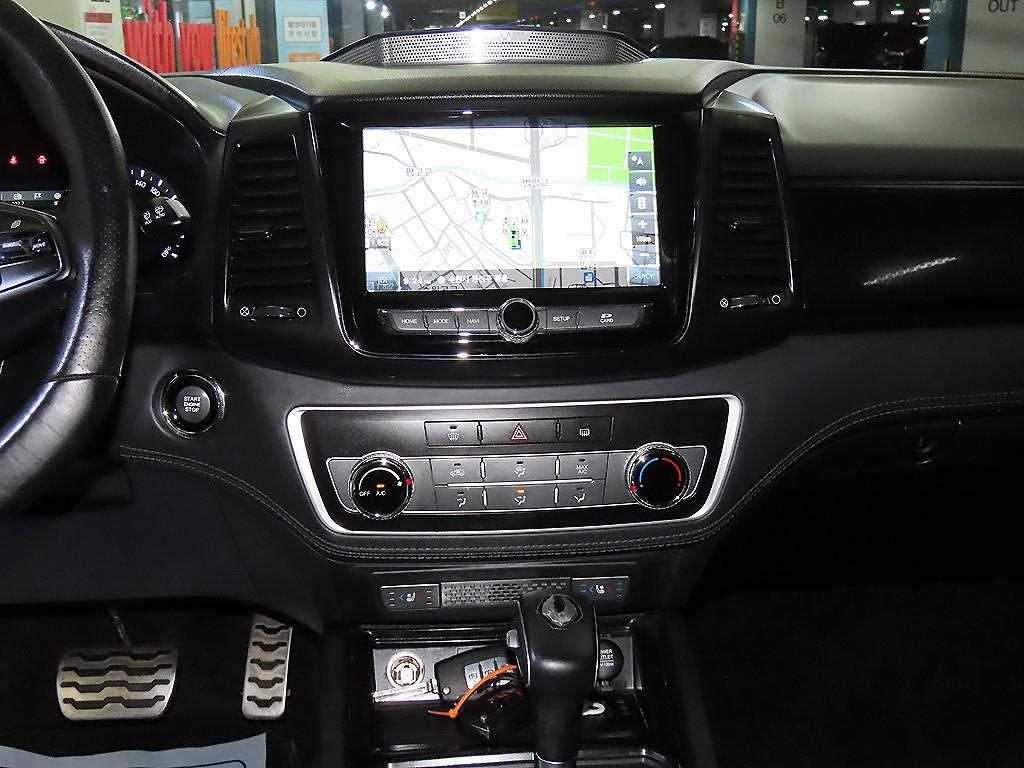 KG모빌리티(쌍용) 렉스턴 렉스턴 스포츠 칸 디젤 2.2 4WD 5링크 다이나믹 에디션 이미지 11
