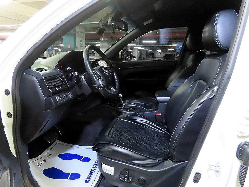 KG모빌리티(쌍용) 렉스턴 렉스턴 스포츠 칸 디젤 2.2 4WD 5링크 다이나믹 에디션 이미지 6