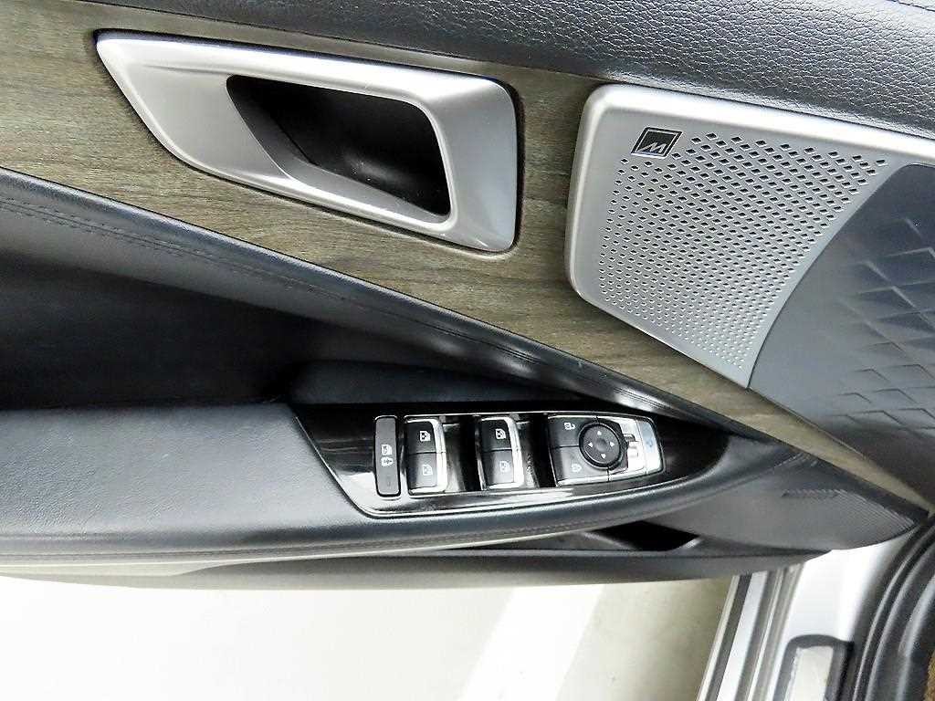 기아 K8 2.5 2WD 노블레스 이미지 11