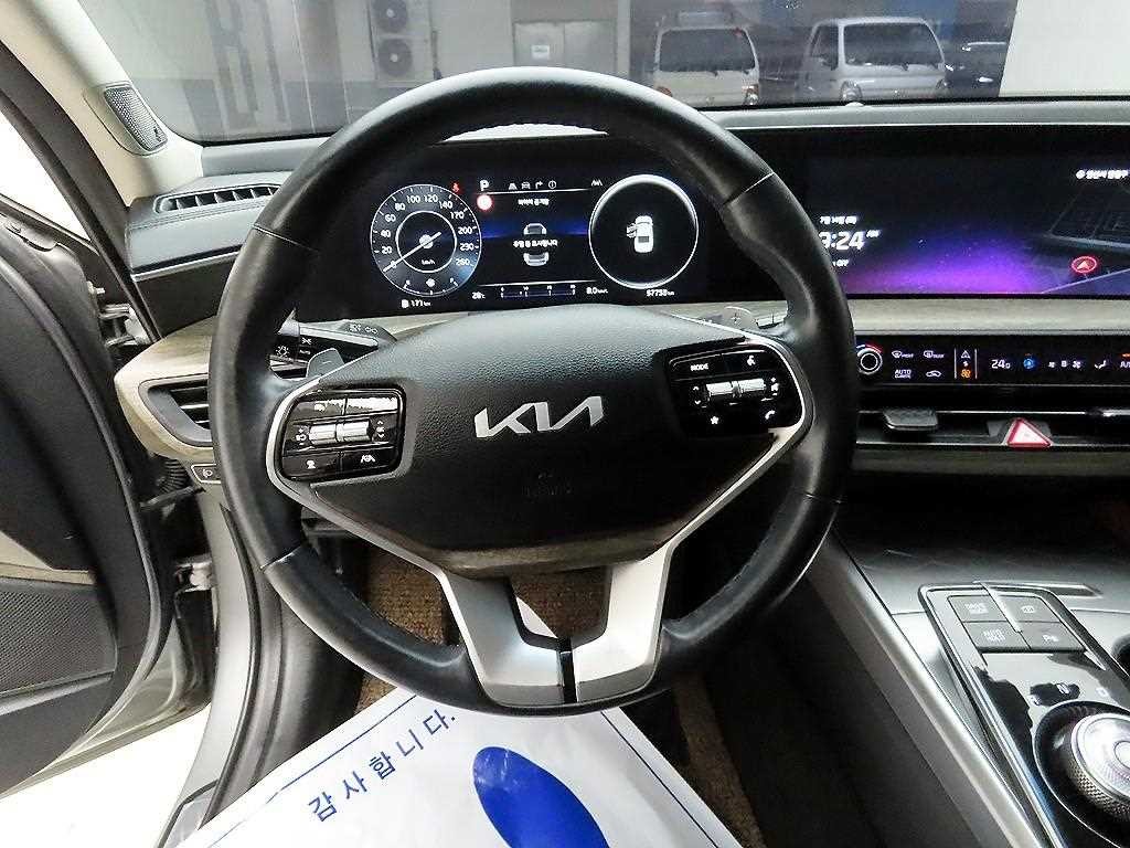 기아 K8 2.5 2WD 노블레스 이미지 7