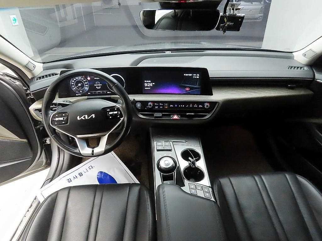 기아 K8 2.5 2WD 노블레스 이미지 8