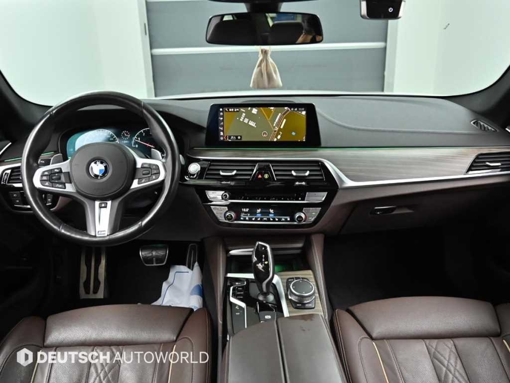 BMW 5시리즈 5시리즈 (G30) 530i M 스포츠 플러스 이미지 7
