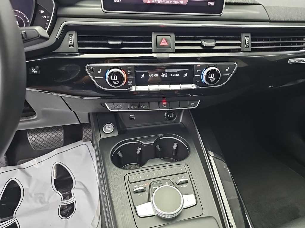 아우디 A5 A5 (F5) 45 TFSI 콰트로 프리미엄 스포트백 이미지 10