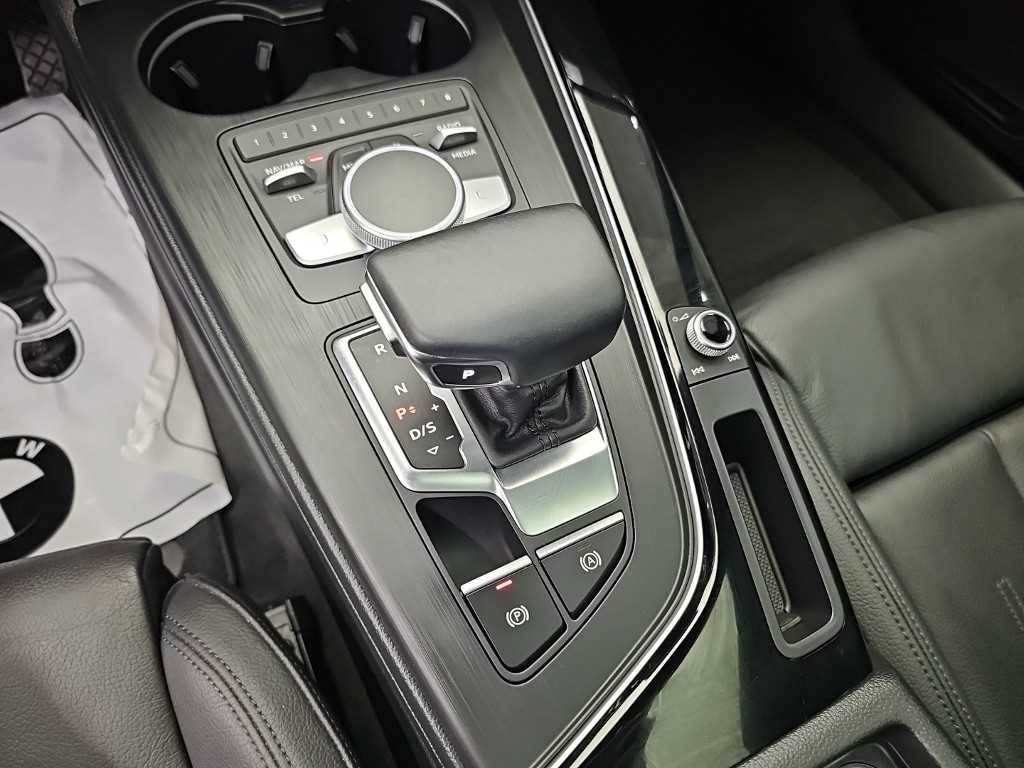 아우디 A5 A5 (F5) 45 TFSI 콰트로 프리미엄 스포트백 이미지 8
