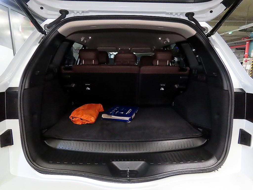 르노코리아(삼성) QM6 더뉴QM6 2.0 LPe RE 시그니처 2WD 이미지 17