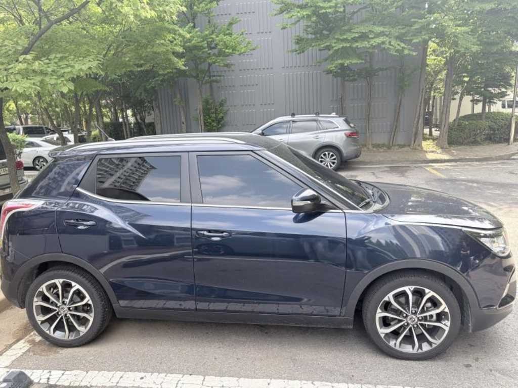 KG모빌리티(쌍용) 티볼리 가솔린 2WD 1.6 LX 이미지 3
