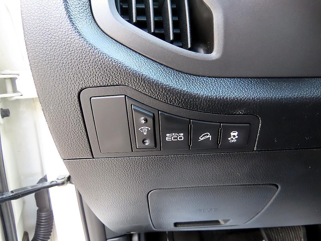 기아 스포티지 스포티지 R 2WD LIMITED 이미지 12