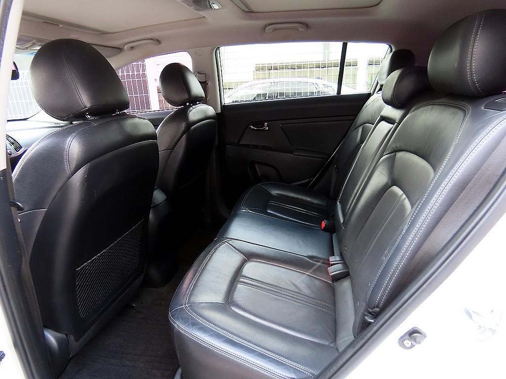 기아 스포티지 스포티지 R 2WD LIMITED 이미지 6