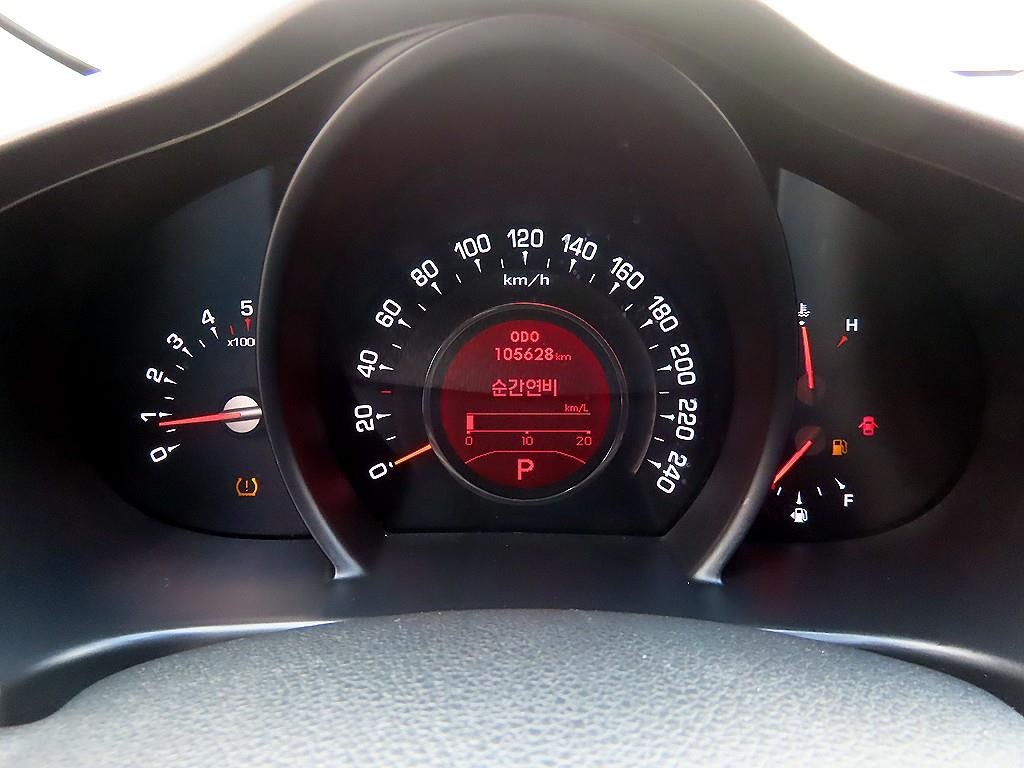 기아 스포티지 스포티지 R 2WD LIMITED 이미지 9