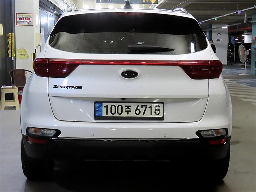 기아 스포티지 스포티지 더 볼드 2.0 가솔린 2WD 시그니처 그래비티 이미지 5
