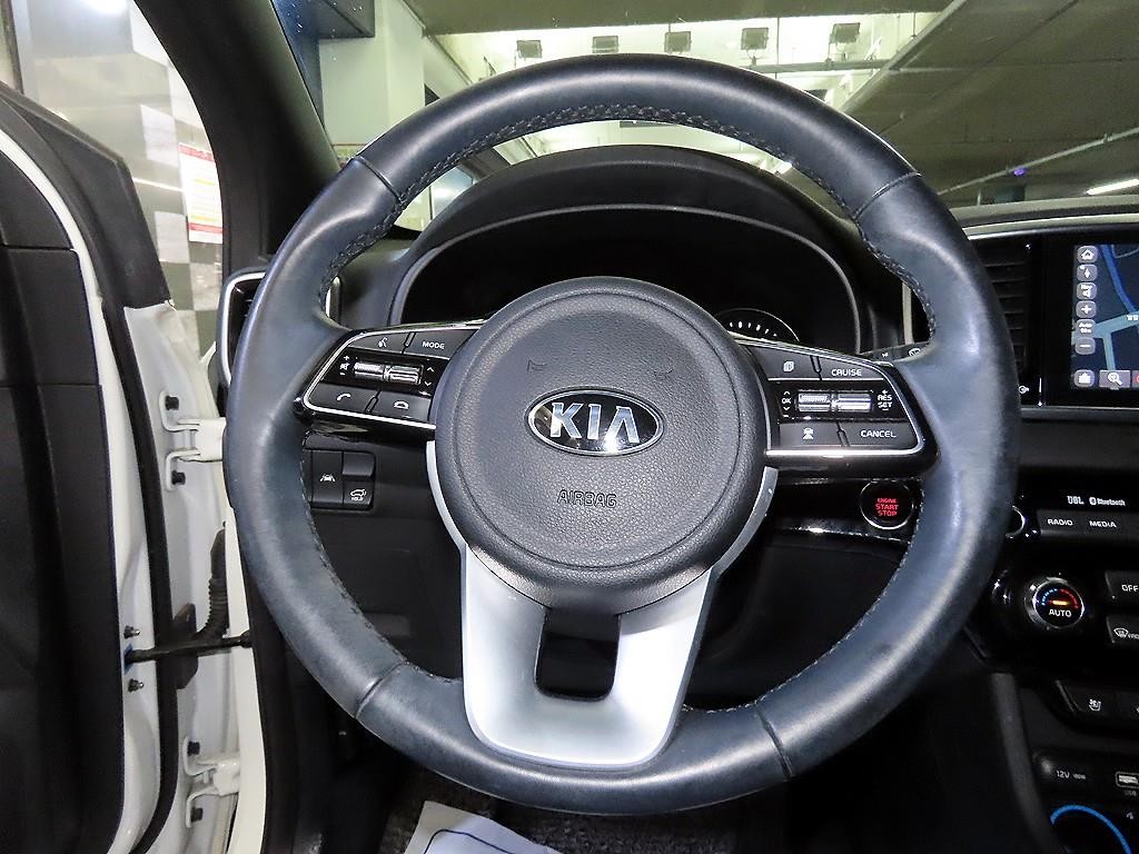 기아 스포티지 스포티지 더 볼드 2.0 가솔린 2WD 시그니처 그래비티 이미지 8
