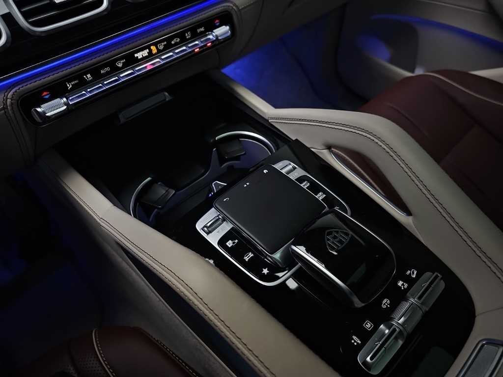 벤츠 GLS 클래스 GLS클래스 X167 마이바흐 GLS600 4MATIC 매뉴팩처 이미지 10