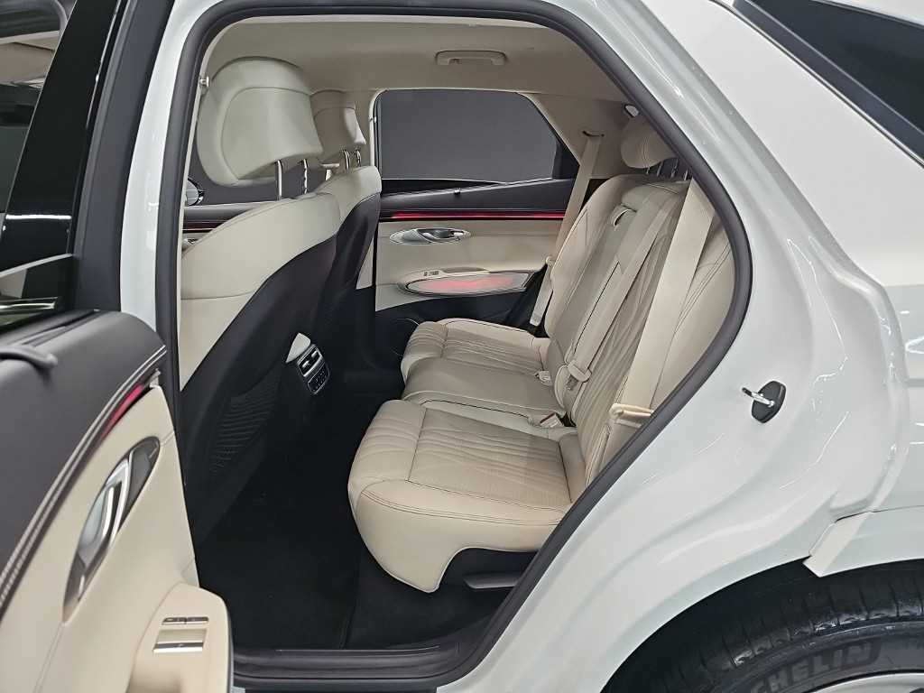 제네시스 GV70 2.5T 가솔린 AWD 이미지 12