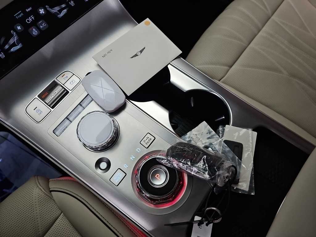 제네시스 GV70 2.5T 가솔린 AWD 이미지 8