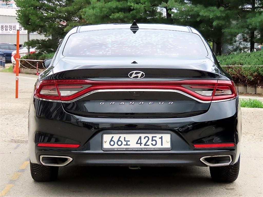 현대 그랜저 그랜저 IG 2.4 GDI 프리미엄 기본형 이미지 4