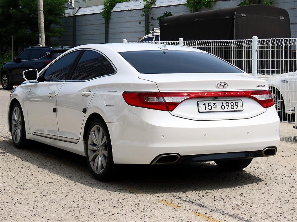 현대 그랜저 그랜저 HG HG240 LUXURY 이미지 3