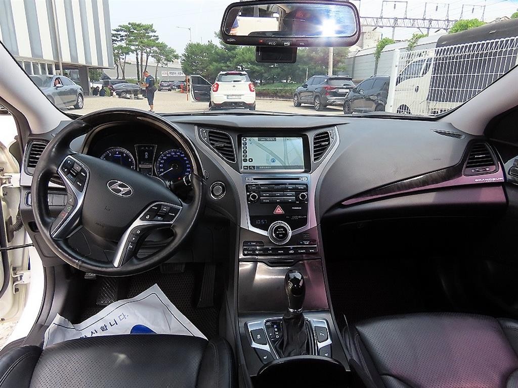 현대 그랜저 그랜저 HG HG240 LUXURY 이미지 7