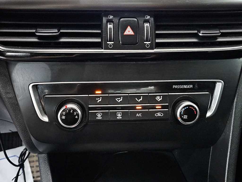 기아 K5 K5 2세대 SX 2.0 LPI 럭셔리 A/T 이미지 10