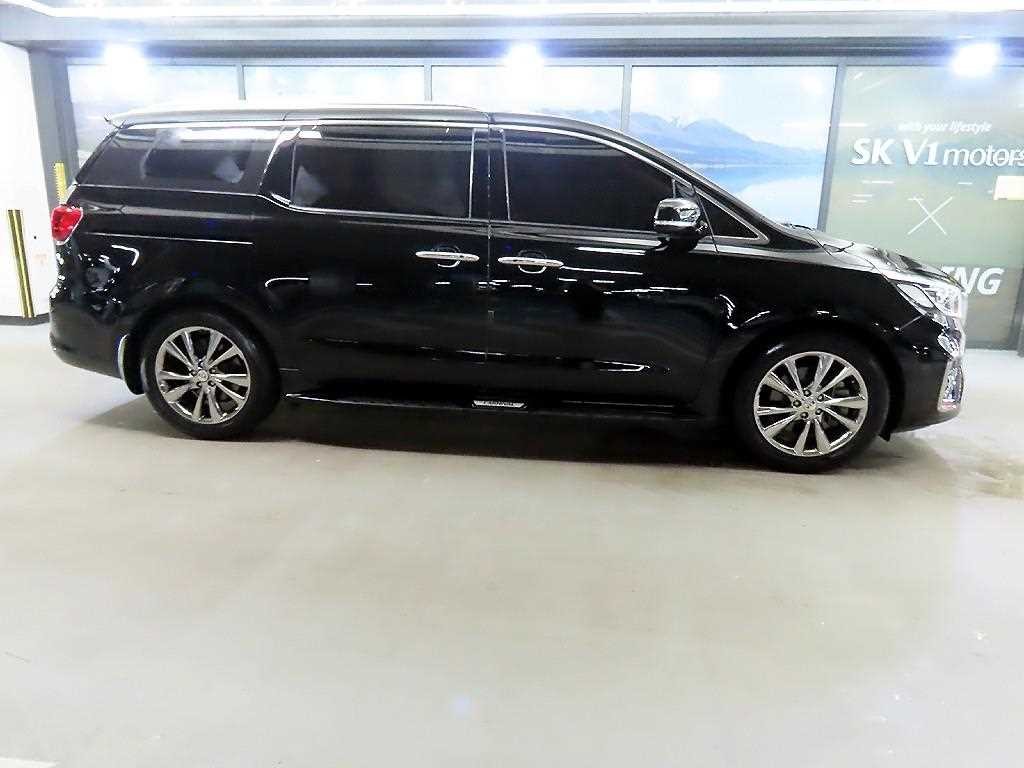 기아 카니발 더 뉴 카니발 디젤 9인승 노블레스 스페셜 이미지 3