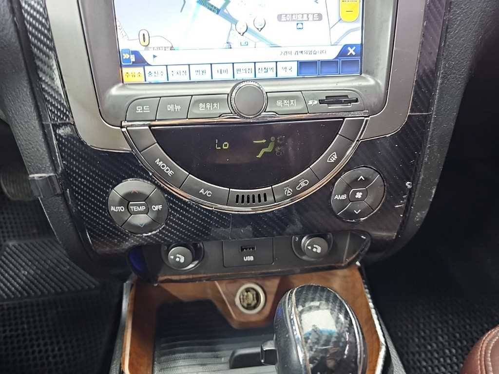 KG모빌리티(쌍용) 렉스턴 렉스턴W 2.2 4WD 노블레스 이미지 10