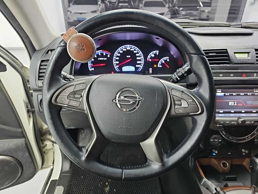 KG모빌리티(쌍용) 렉스턴 렉스턴W 2.2 4WD 노블레스 이미지 9