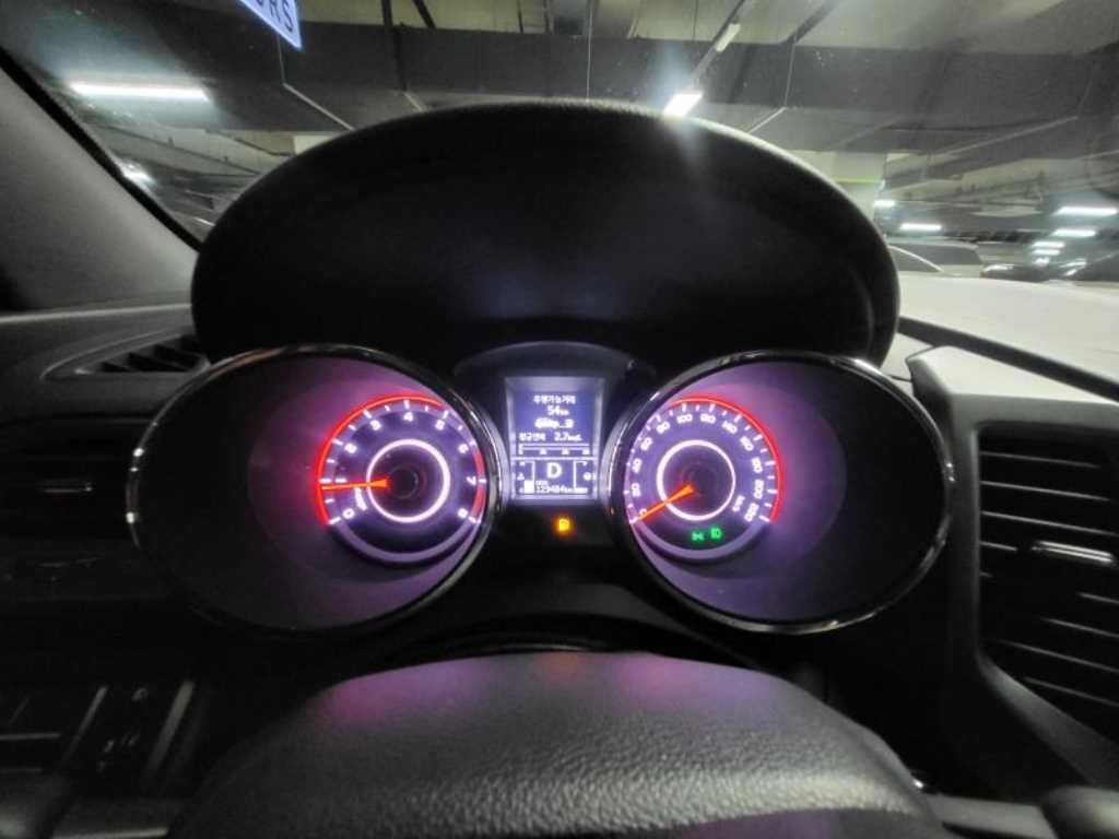 KG모빌리티(쌍용) 티볼리 티볼리 아머 2WD 가솔린 VX 이미지 11