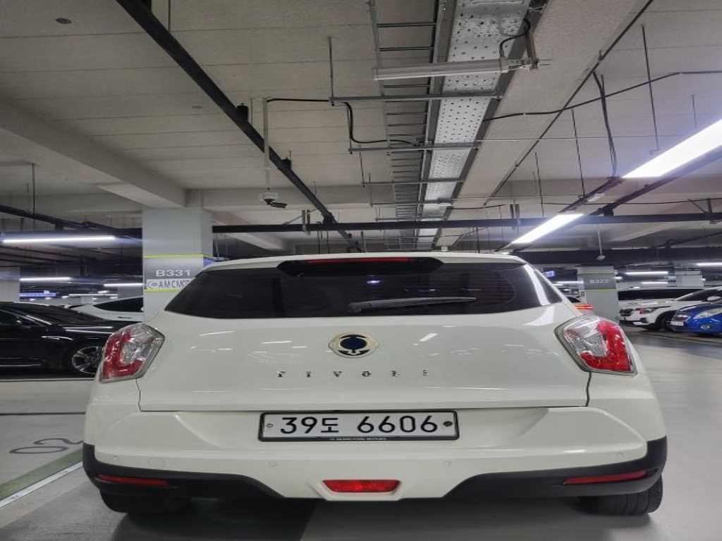 KG모빌리티(쌍용) 티볼리 티볼리 아머 2WD 가솔린 VX 이미지 4
