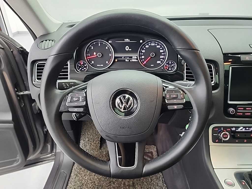 폭스바겐 투아렉 뉴 투아렉 V6 3.0 TDI 블루모션 이미지 9